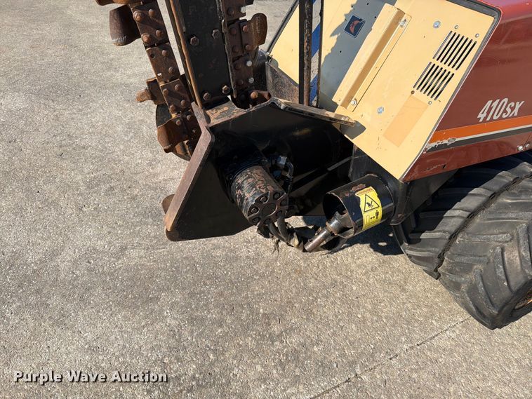 image for item EO8541 2003 Ditch Witch 410SXD vibratory cable plow