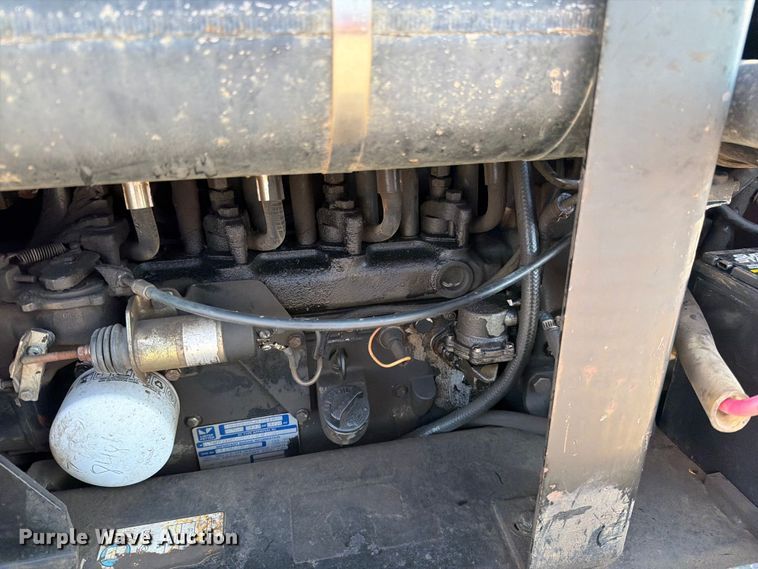 image for item EO8541 2003 Ditch Witch 410SXD vibratory cable plow
