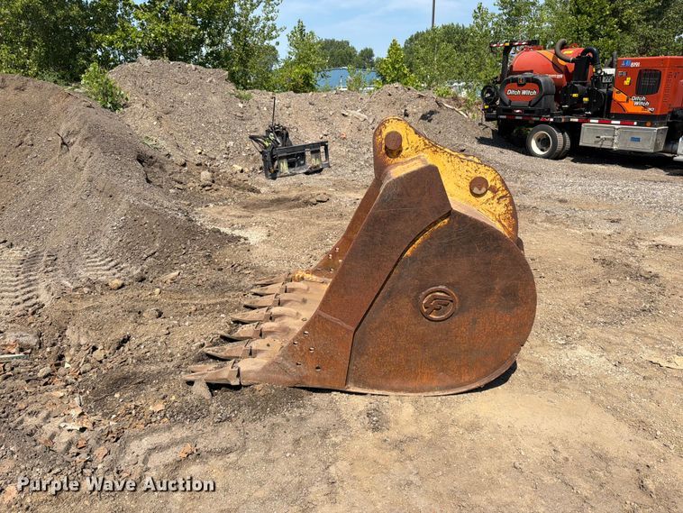 image for item EO8644 CF bucket
