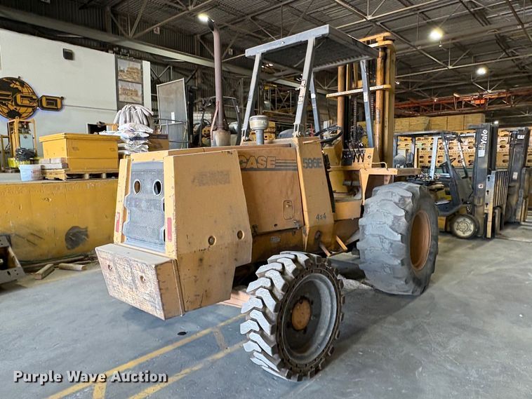 image for item EP3002 Case 580 E forklift