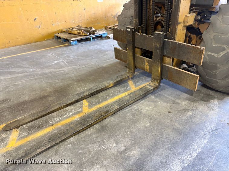 image for item EP3002 Case 580 E forklift