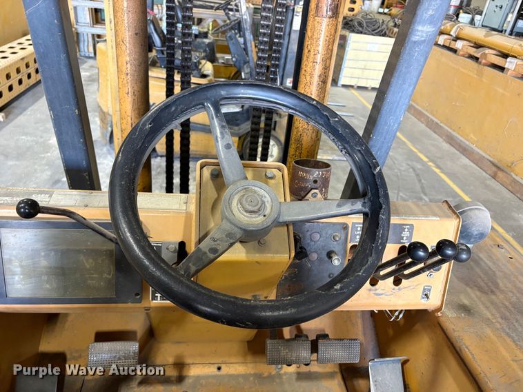 image for item EP3002 Case 580 E forklift