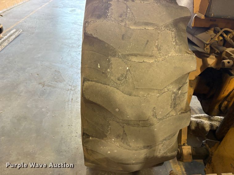 image for item EP3002 Case 580 E forklift