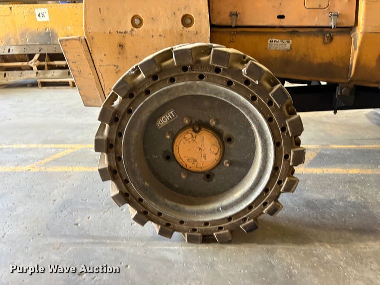 image for item EP3002 Case 580 E forklift