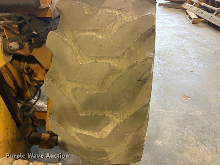image for item EP3002 Case 580 E forklift