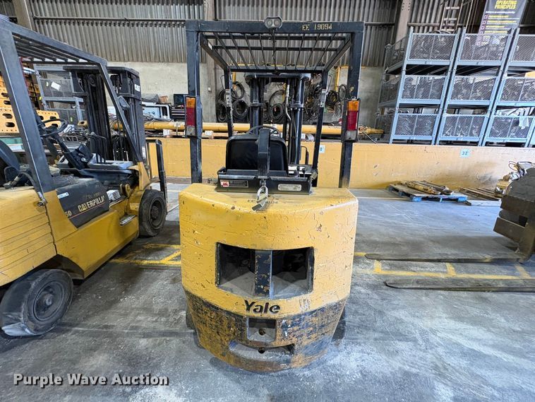 image for item EP3003 Yale GLC050RGNUAF084 forklift
