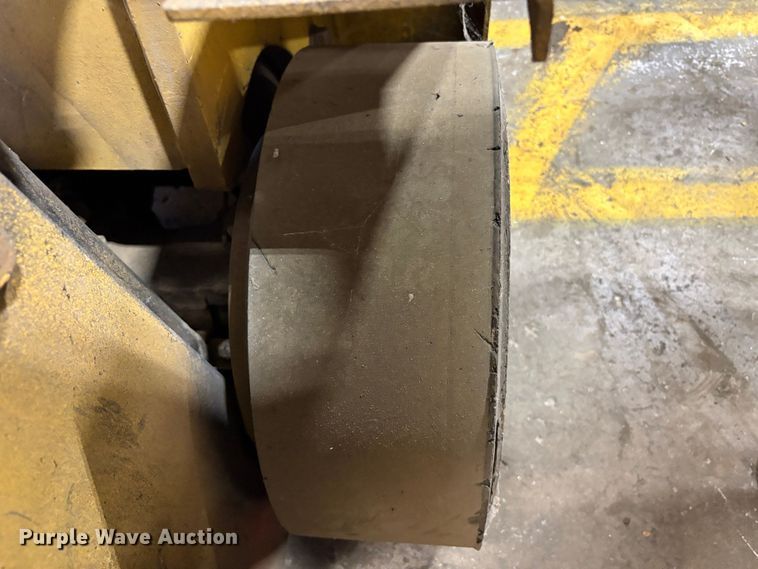 image for item EP3003 Yale GLC050RGNUAF084 forklift