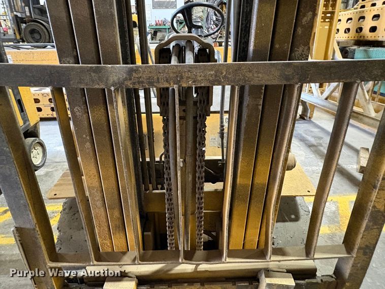 image for item EP3005 Caterpillar 50 forklift