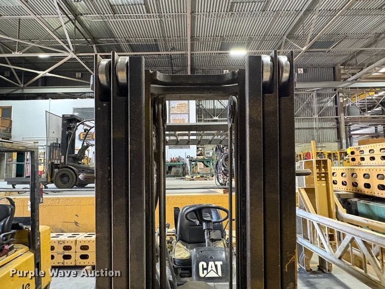 image for item EP3005 Caterpillar 50 forklift
