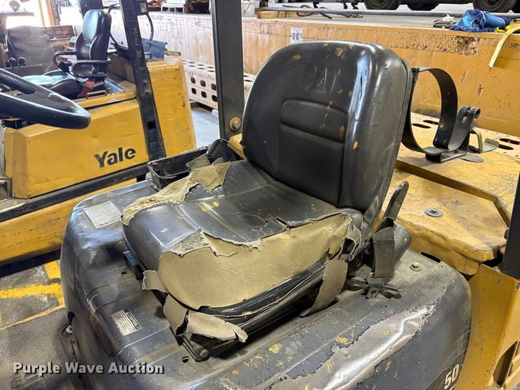image for item EP3005 Caterpillar 50 forklift