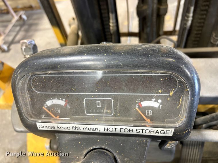 image for item EP3005 Caterpillar 50 forklift
