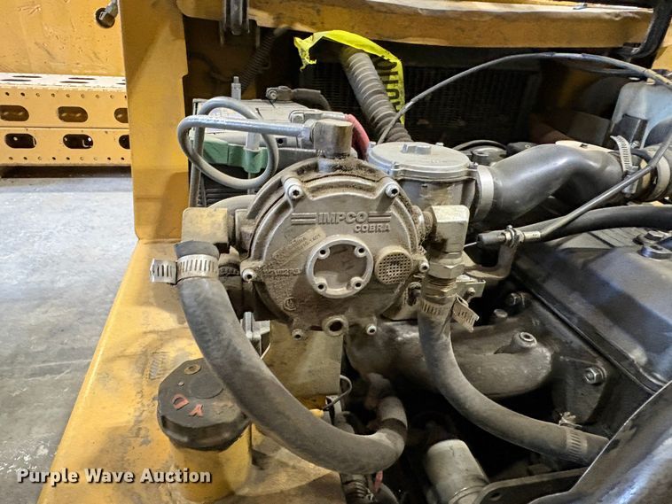 image for item EP3005 Caterpillar 50 forklift