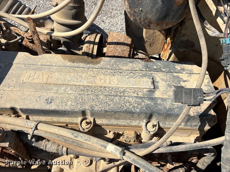 image for item ER3110 2005 Peterbilt 378 dump truck