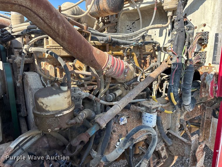 image for item ER3111 2005 Peterbilt 378 dump truck
