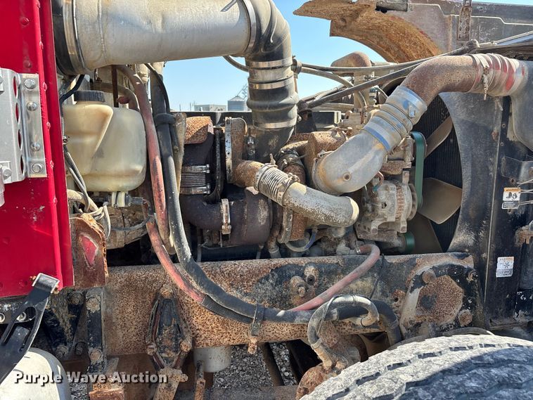 image for item ER3111 2005 Peterbilt 378 dump truck