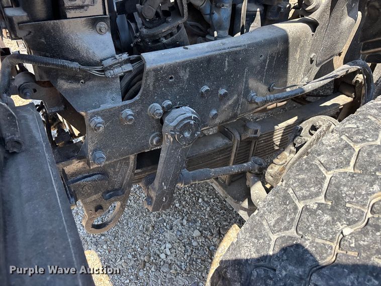 image for item ER3113 2004 Mack CV dump truck