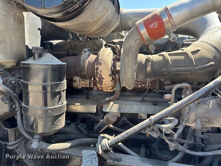 image for item ER3113 2004 Mack CV dump truck