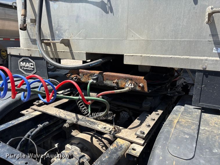 image for item ER3121 2014 MAC Trailer Manufacturing end dump trailer