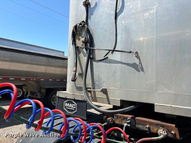 image for item ER3121 2014 MAC Trailer Manufacturing end dump trailer