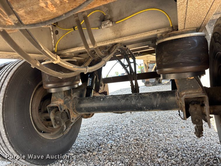 image for item ER3121 2014 MAC Trailer Manufacturing end dump trailer