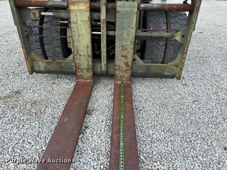 image for item ER3132 Hyster H155XL forklift