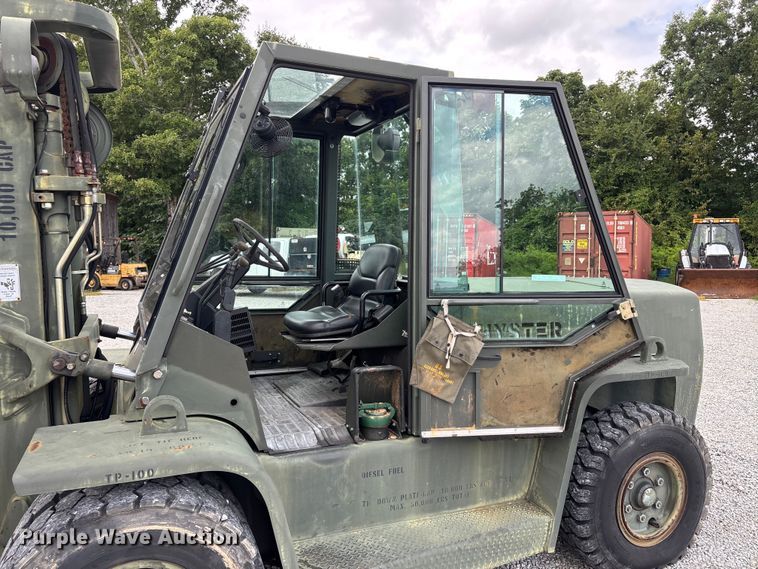 image for item ER3132 Hyster H155XL forklift