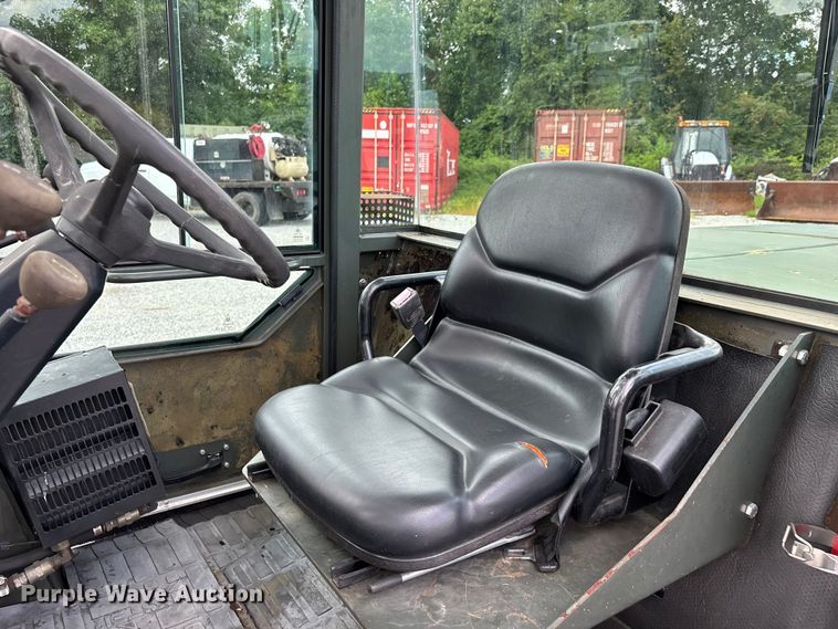 image for item ER3132 Hyster H155XL forklift