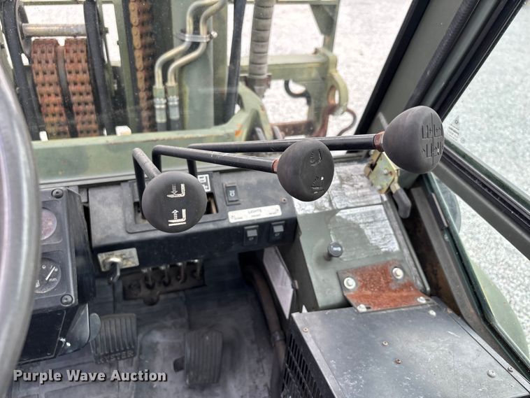 image for item ER3132 Hyster H155XL forklift