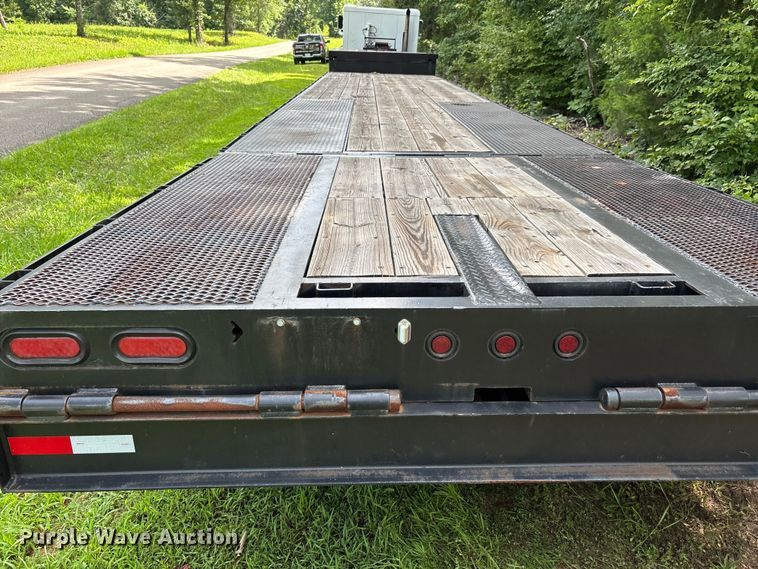 image for item ER3139 2001 Ledwell & Son's Enterprises 1L9 drop deck equipment trailer