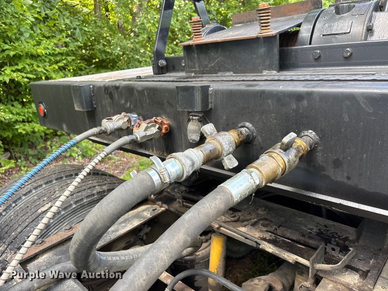 image for item ER3139 2001 Ledwell & Son's Enterprises 1L9 drop deck equipment trailer