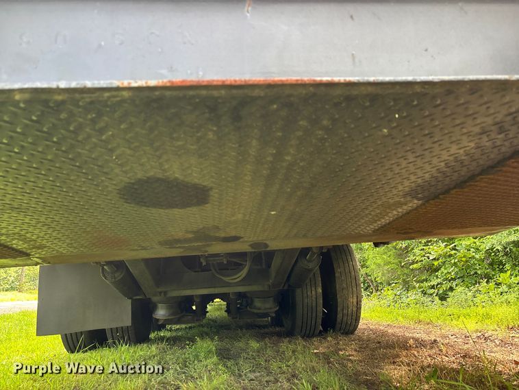 image for item ER3139 2001 Ledwell & Son's Enterprises 1L9 drop deck equipment trailer