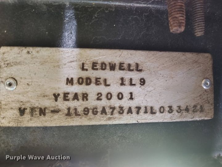 image for item ER3139 2001 Ledwell & Son's Enterprises 1L9 drop deck equipment trailer