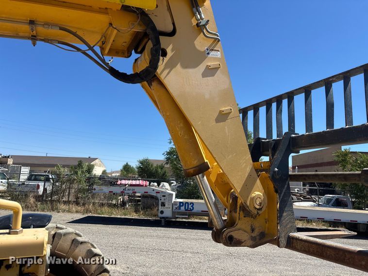 image for item ER7679 Gehl DL12-40 telehandler