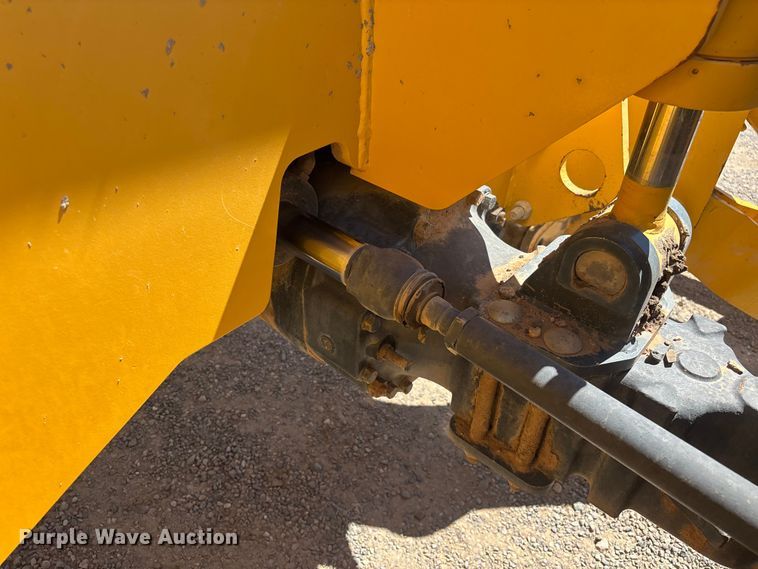 image for item ER7679 Gehl DL12-40 telehandler
