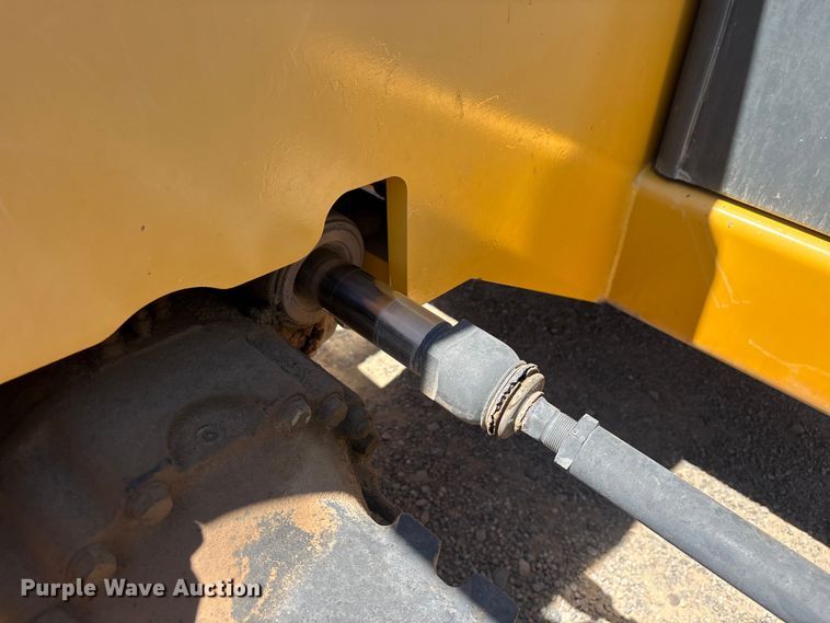 image for item ER7679 Gehl DL12-40 telehandler