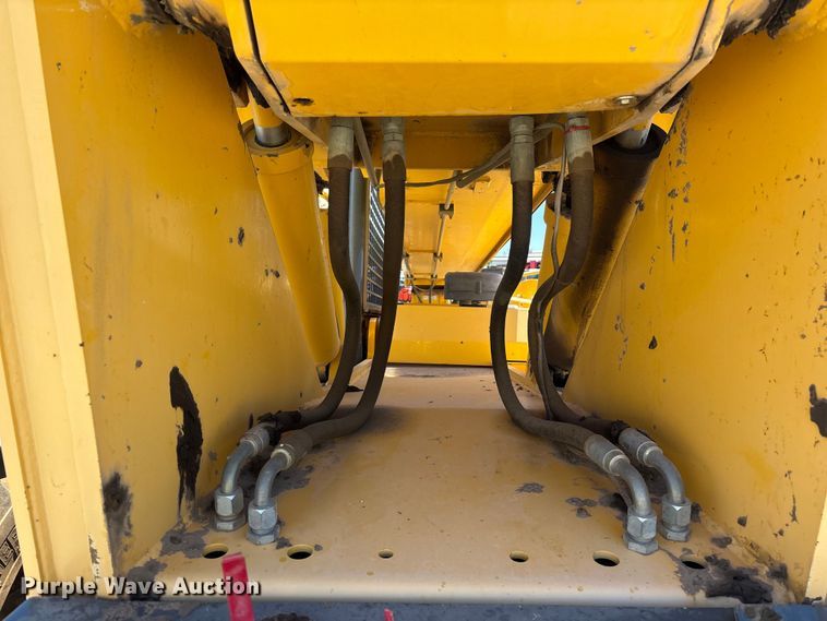 image for item ER7679 Gehl DL12-40 telehandler