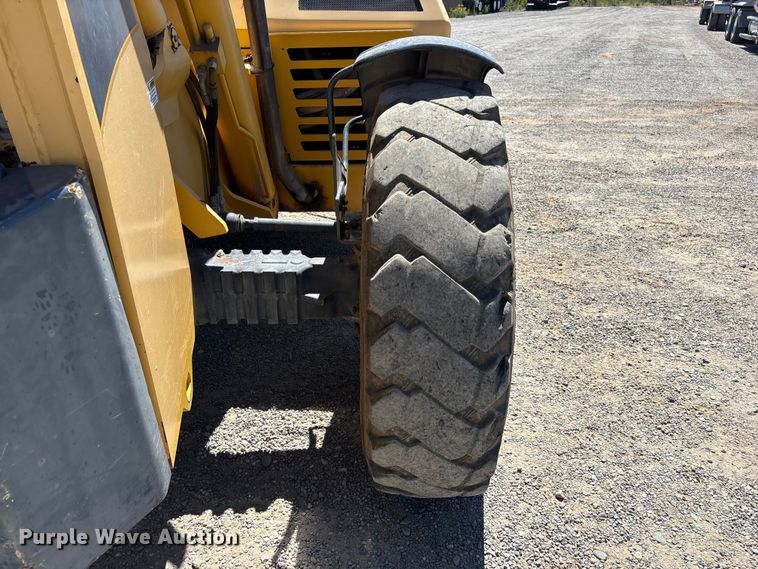 image for item ER7679 Gehl DL12-40 telehandler