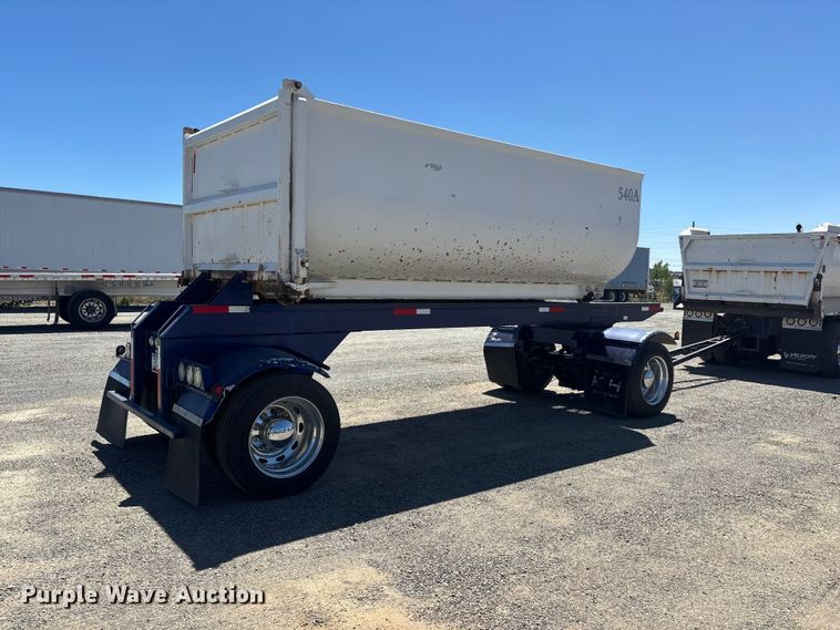 image for item ER7683 2006 Freightliner Coronado dump truck