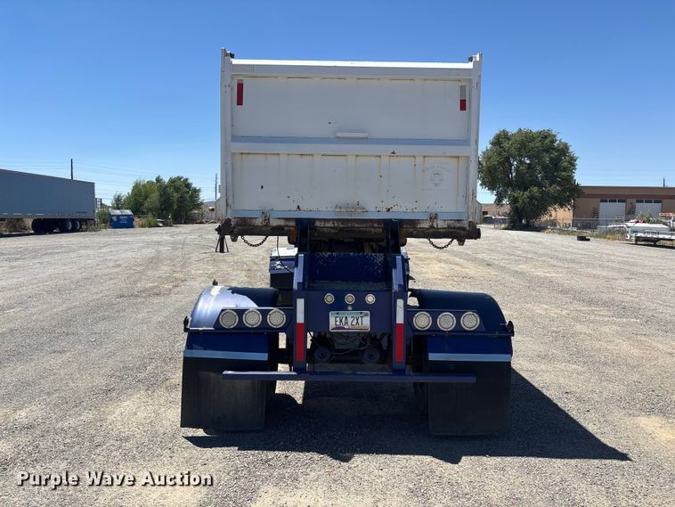 image for item ER7683 2006 Freightliner Coronado dump truck