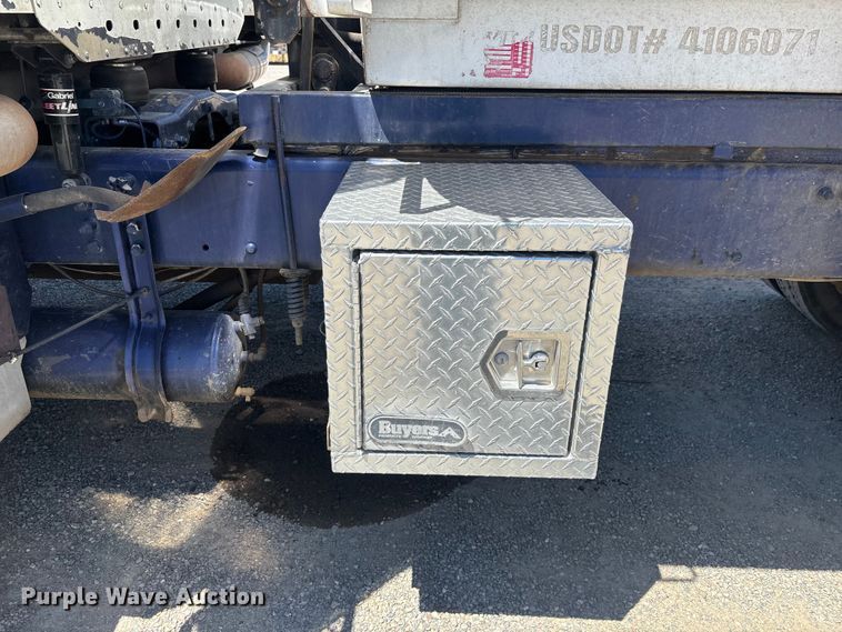 image for item ER7683 2006 Freightliner Coronado dump truck