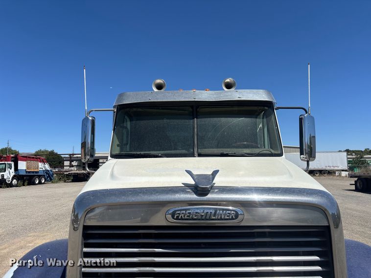 image for item ER7683 2006 Freightliner Coronado dump truck