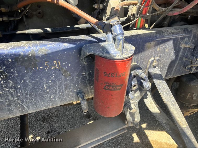 image for item ER7683 2006 Freightliner Coronado dump truck