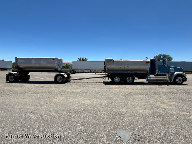 image for item ER7684 2007 Freightliner Coronado dump truck