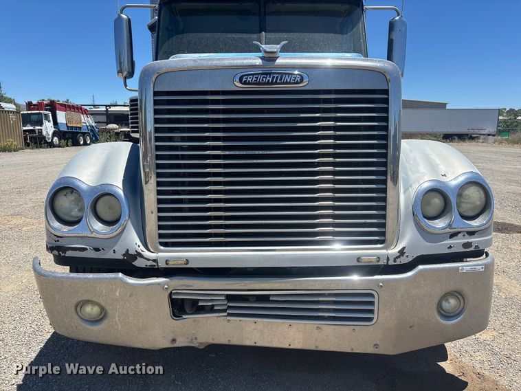 image for item ER7684 2007 Freightliner Coronado dump truck
