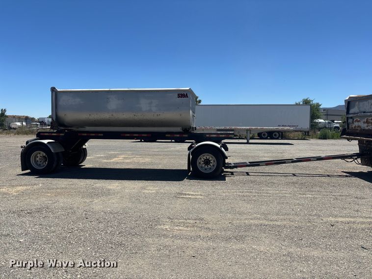 image for item ER7684 2007 Freightliner Coronado dump truck