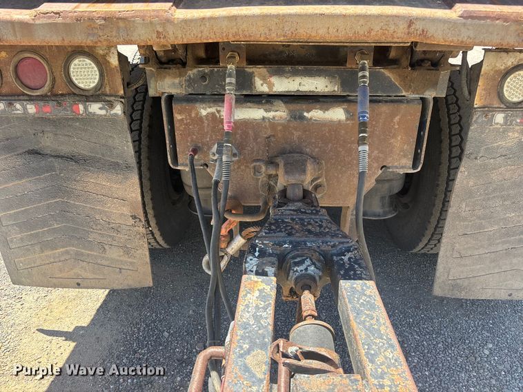 image for item ER7684 2007 Freightliner Coronado dump truck