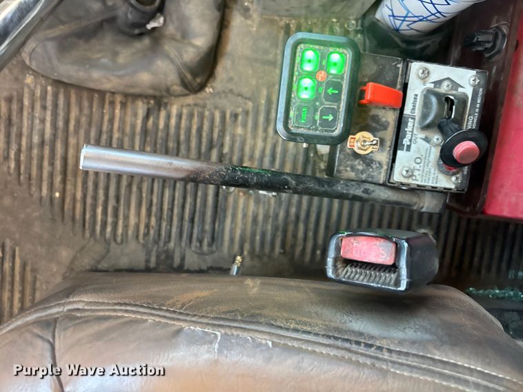 image for item ER7684 2007 Freightliner Coronado dump truck