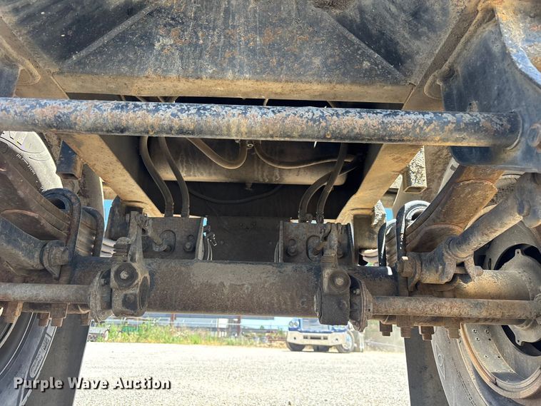 image for item ER7684 2007 Freightliner Coronado dump truck