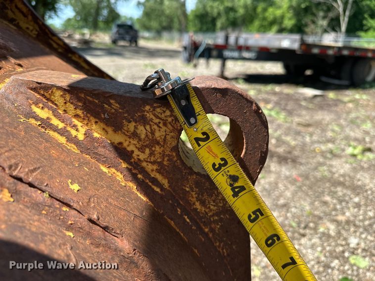 image for item ES6501 Caterpillar 320 excavator bucket