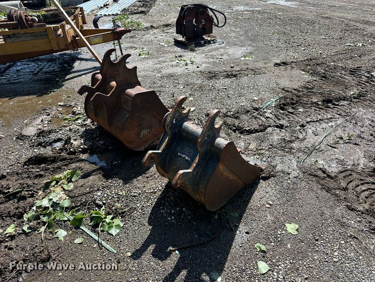 image for item ES6503 (2) excavator buckets